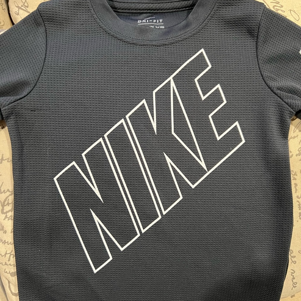 Nike dry fit long sleeve